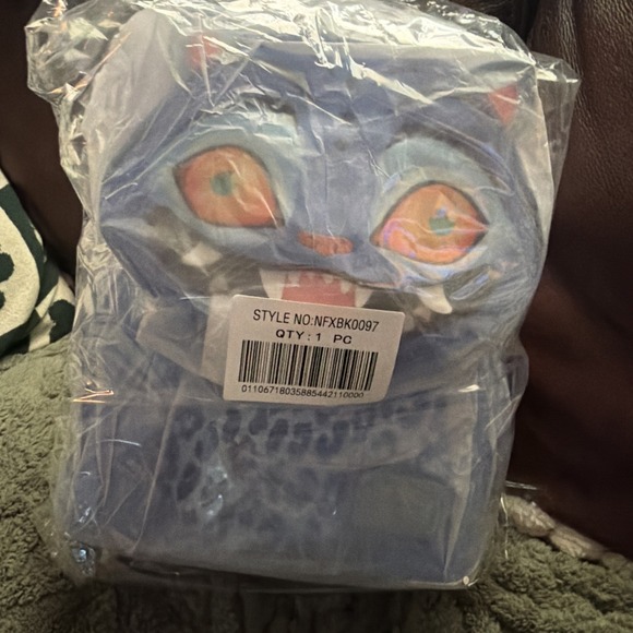 NWT Loungefly KPOP Demon Hunters Derpy Light Up Glow In Dark Backpack  Netflix main image 15